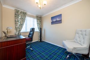 Bedroom/office- click for photo gallery